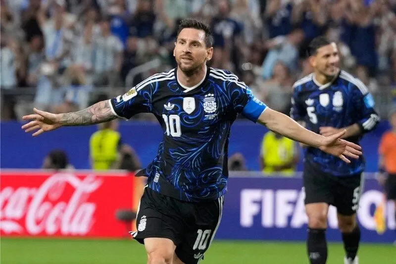 Argentina thể hiện bản lĩnh nhà vô địch